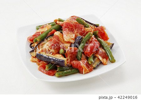 牛カルビと茄子の麻婆炒め 42249016