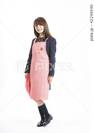 女子高生　進路　職業 42249540