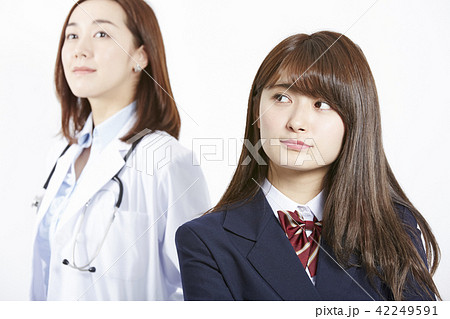 女子高生 進路 職業 女子高生 進路 職業 42249591