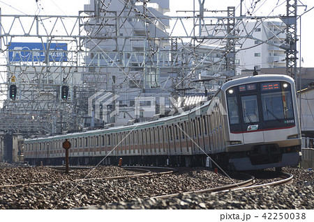 ［DT］東急田園都市線5000系（東武伊勢崎線直通：6扉車） 42250038