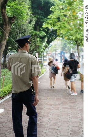 Police patroling the street 42255786