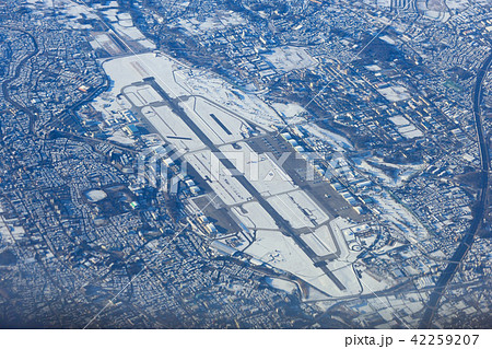 神奈川県綾瀬市付近上空　米海軍厚木航空基地　雪 42259207
