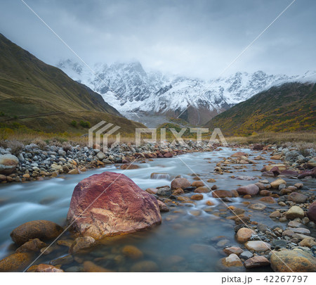 Mountain River Mountain River 42267797