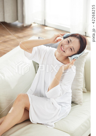 女性 女 女の子 42268255