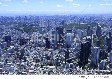 都市風景／高層ビル群 42272506