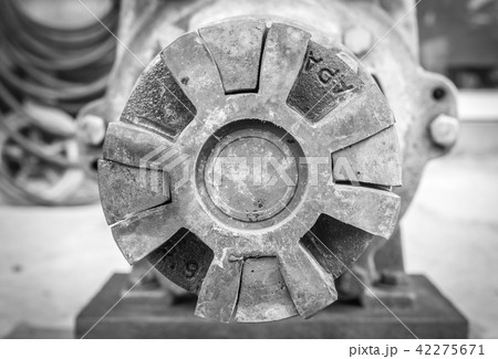 Coupling of Industrial Water Pump Black and White 42275671