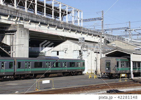 大宮工場に入場する埼京線E233系 大宮工場に入場する埼京線E233系 42281148