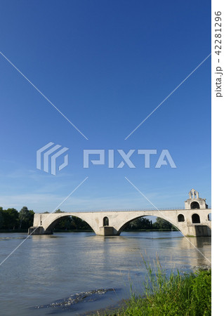 サン・ベネゼ橋　アヴィニョン　フランス 42281296