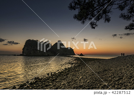 堂ヶ島のトンボロ　日没 42287512