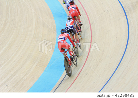 Indoor track cycling 42298435
