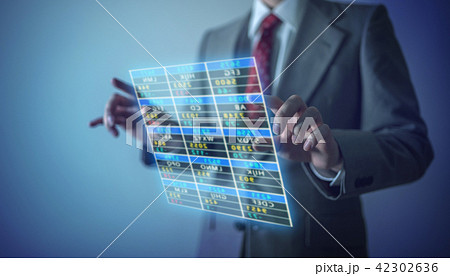 スーツの男性 スーツの男性 42302636