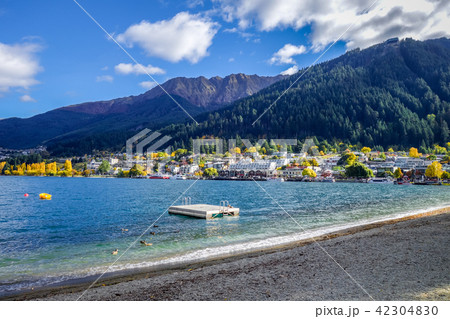 Lake Wakatipu, New Zealand Lake Wakatipu, New Zealand 42304830