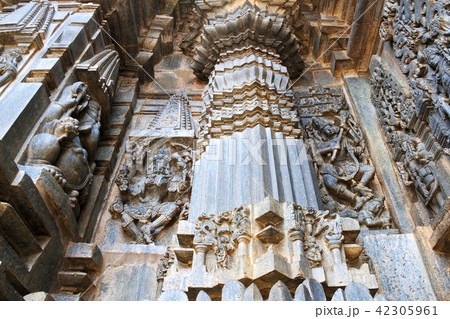 Ornate wall panel reliefs and Hindu deities, Belur 42305961