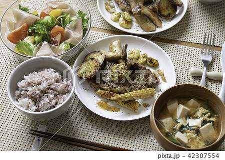 ポークソテー定食 ポークソテー定食 42307554