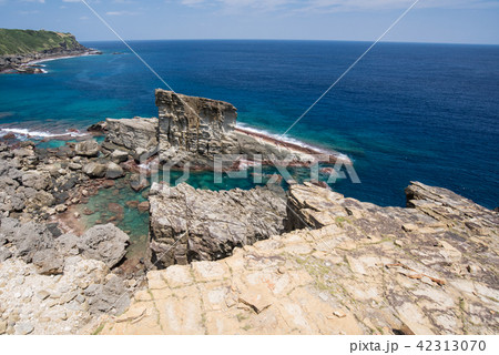 与那国島のサンニヌ台/軍艦岩１ 42313070