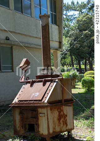 使われなくなった焼却炉　千葉県千葉市千葉公園 42315740