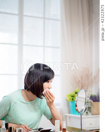 woman with makeup cosmetics woman with makeup cosmetics 42322975
