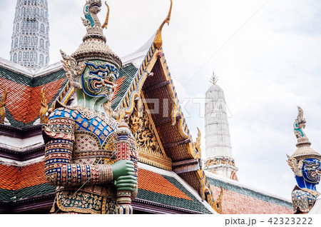Giant guardian statue Bangkok Grand Palace Giant guardian statue Bangkok Grand Palace 42323222
