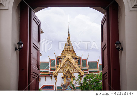 Bangkok Grand Palace Dusit Maha Prasat throne hall 42323247