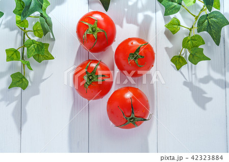 トマト 42323884
