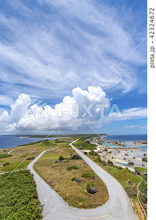 沖縄県　宮古島　東平安名岬 42324672