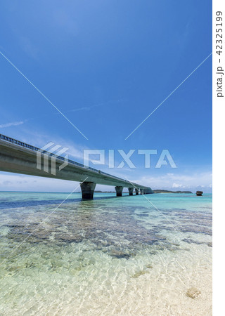 沖縄県　宮古島　池間大橋 42325199
