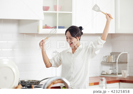 韓国人 女性 女 42325858