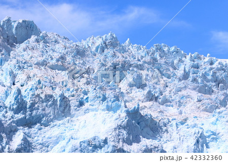 アラスカ氷河クルーズからの景色(氷河) アラスカ氷河クルーズからの景色(氷河) 42332360