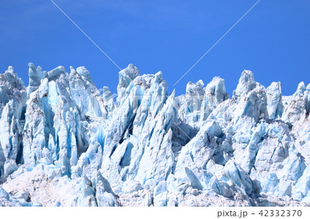 アラスカ氷河クルーズからの景色(氷河) アラスカ氷河クルーズからの景色(氷河) 42332370