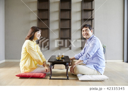 男 男性 男の子 42335345