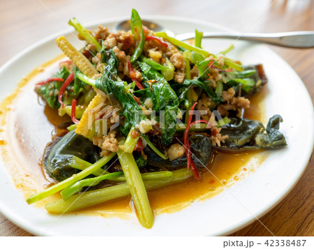 Stir-fried basil leave with minced pork Stir-fried basil leave with minced pork 42338487