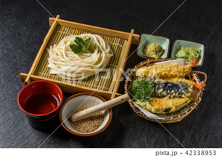 手打ちうどん　homemade noodles of Japan(udon) 42338953
