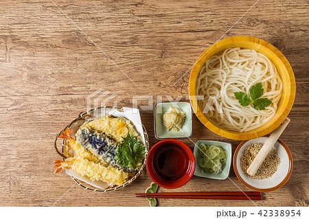 手打ちうどん　homemade noodles of Japan(udon) 42338954