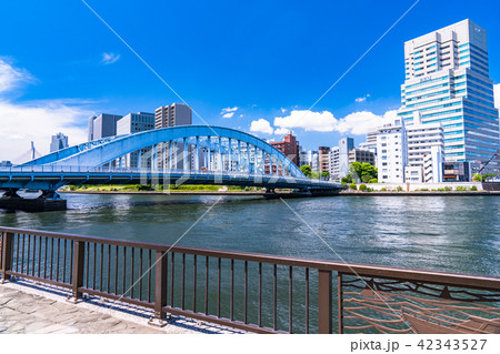 《東京都》永代橋・都市風景 《東京都》永代橋・都市風景 42343527