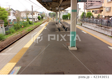 八高線東福生駅のプラットホーム(4) 42343651