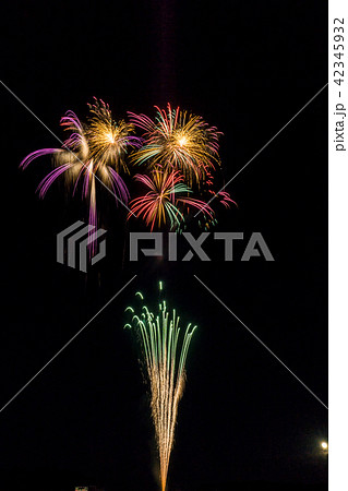 花火 スターマイン fireworks 42345932