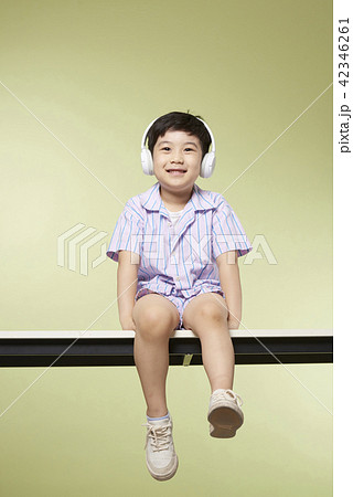 人物 子供 男の子 42346261