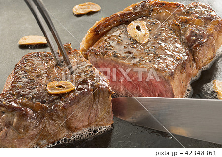 ステーキ  42348361