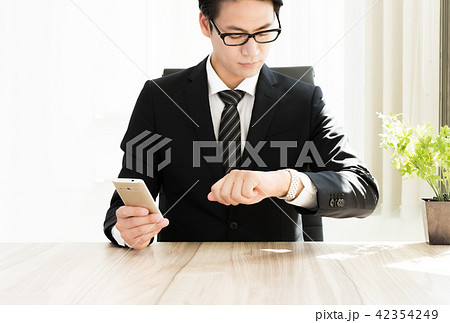 ビジネスマン 42354249