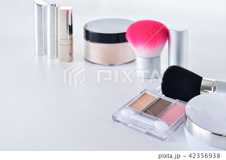 コスメ・化粧品イメージ コスメ・化粧品イメージ 42356938