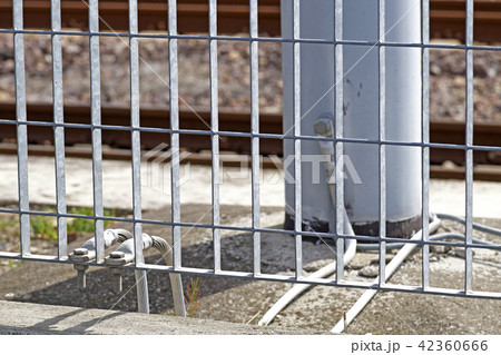 bolt with eyelet 42360666