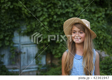 Portrait happy summer mood of joyful young girl 42361947