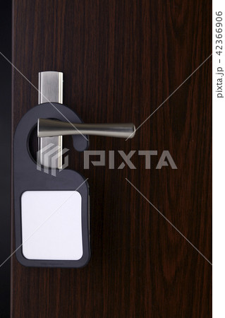 door tag 42366906