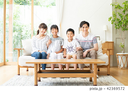 若い家族 若い家族 42369572