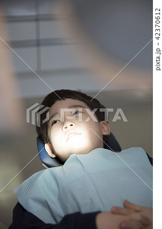 男 男性 男の子 42370612