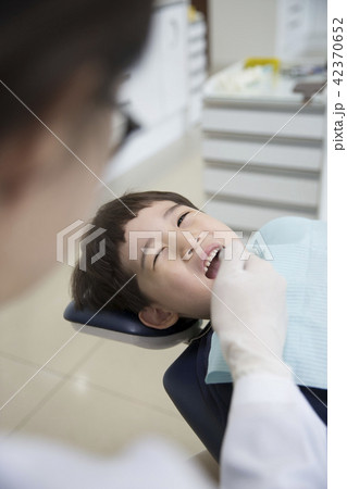 男 男性 男の子 42370652