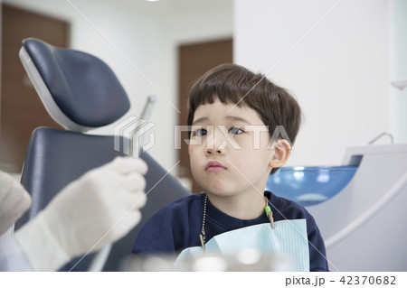 男 男性 男の子 42370682