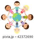 地球を囲んで輪になる世界の人々 人種 男女 かわいい フラット イラスト 地球を囲んで輪になる世界の人々 人種 男女 かわいい フラット イラスト 42372690