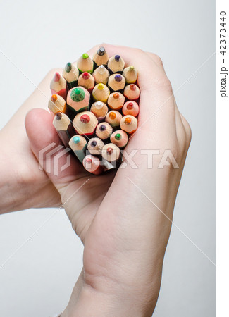 Color pencils for painting 42373440