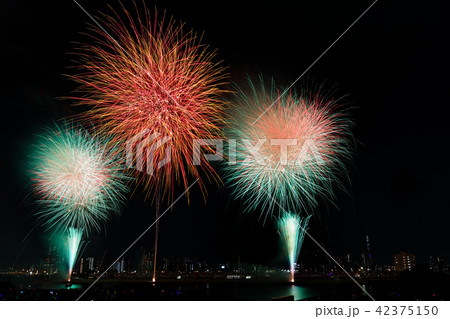 足立の打ち上げ花火　花火大会 42375150